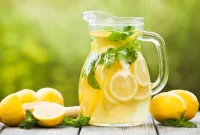 آب لیمو طبیعی معجزه می کند | هر روز لیمو بخورید!